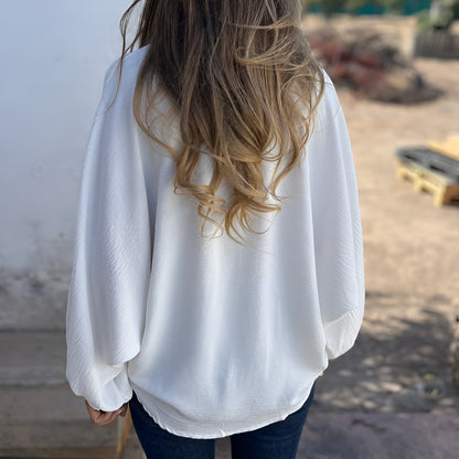 Bibbi™ | Silky elegance in oversized design